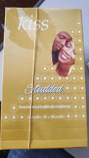 Kiss Condoms Studded