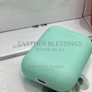 Unique and Attractive Ear Pods