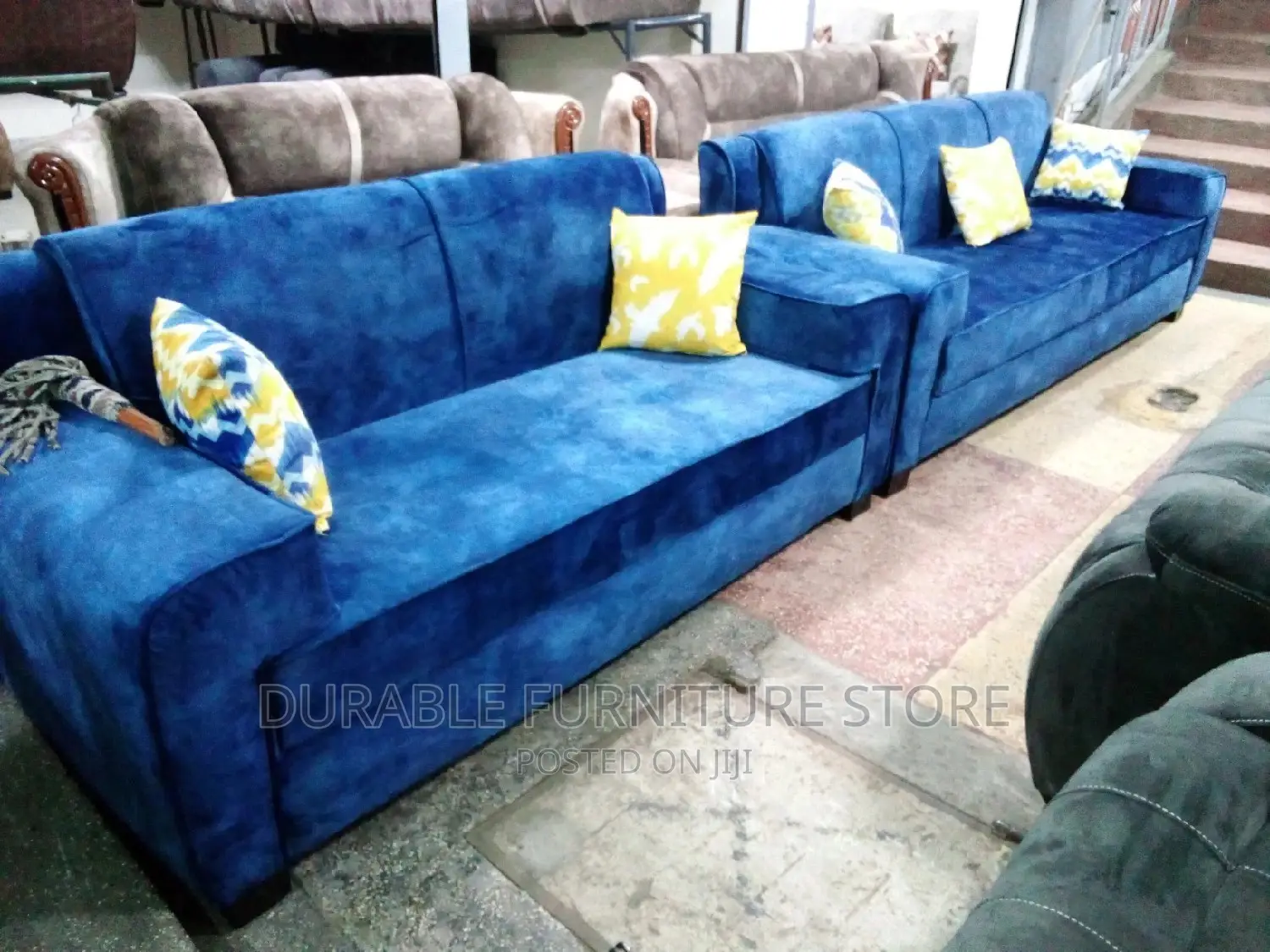 6 Seater Back Permanent Design