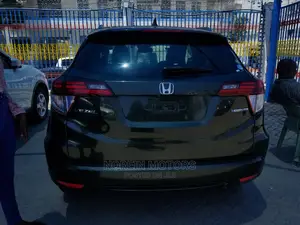 Honda Vezel 2015 Green