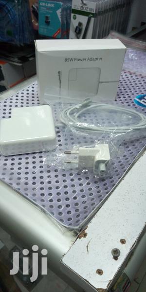 Apple Laptop 85W Power Adapter