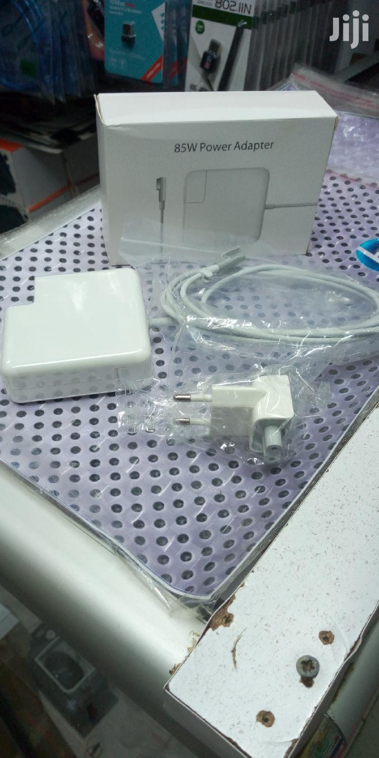 Apple Laptop 85W Power Adapter
