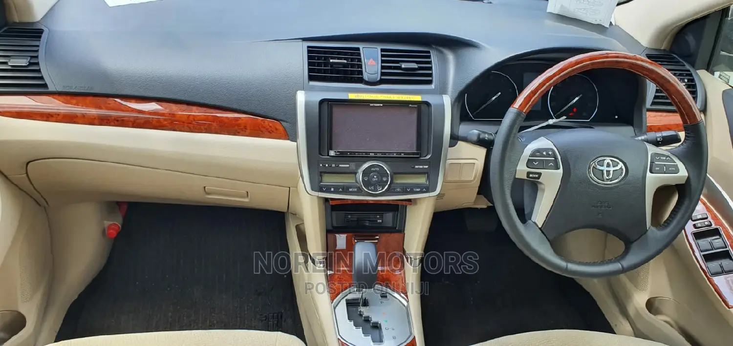 Toyota Allion 2015 Silver