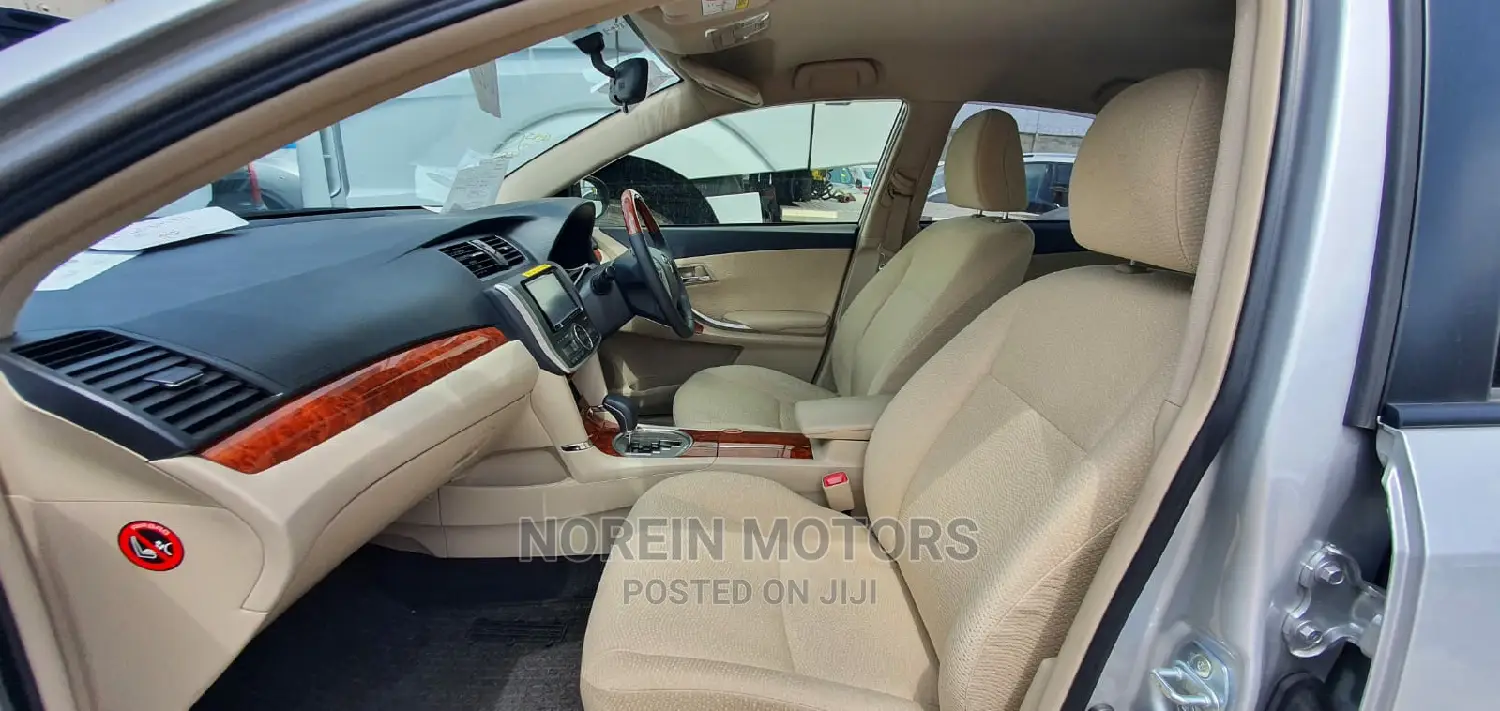 Toyota Allion 2015 Silver