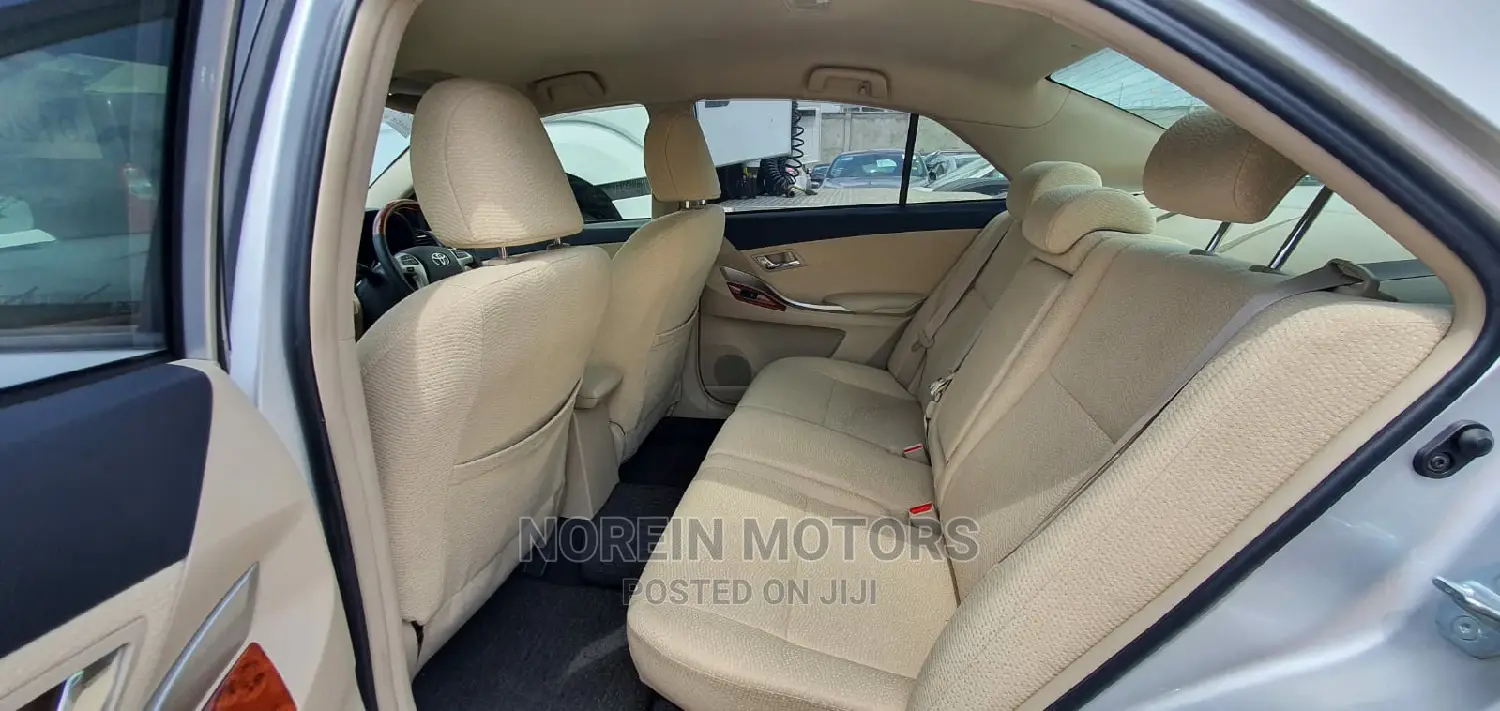 Toyota Allion 2015 Silver