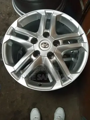 V8 Original Rims 20 Inch Set Silver Ex Japan