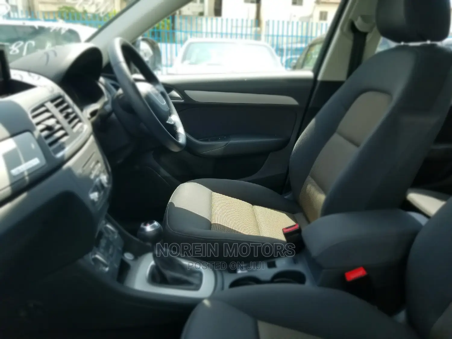 Audi Q3 2014 Gray