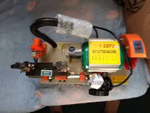 Key Cutter Machine