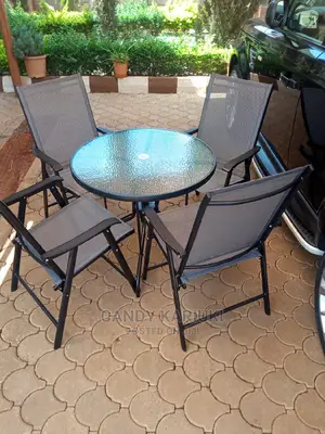 Modern Outdoor Table With 4 Foldable Seats