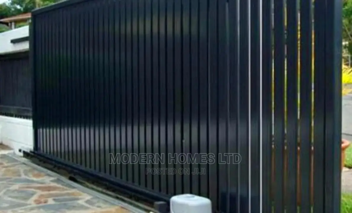 Main House Heavy Duty Sliding Gate