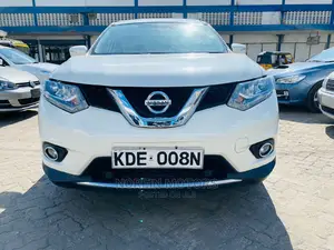 Nissan X-Trail 2014 SV Premium Off White
