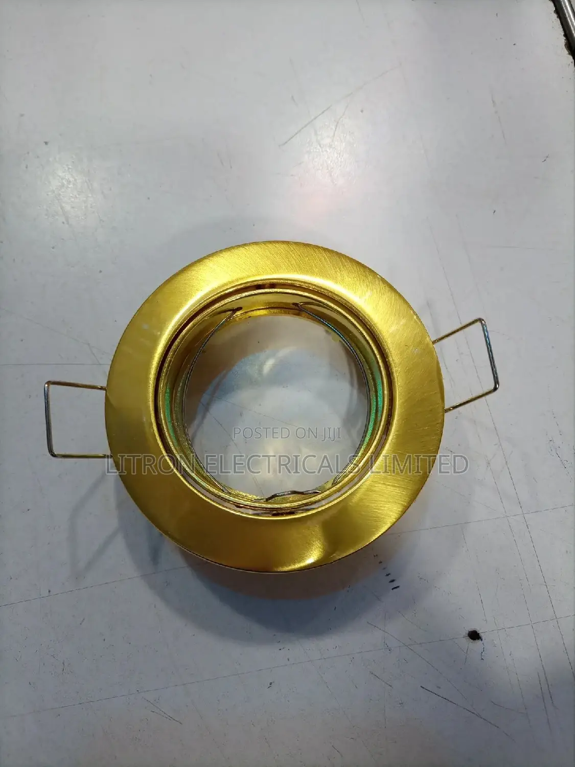 Fitting Downlighters