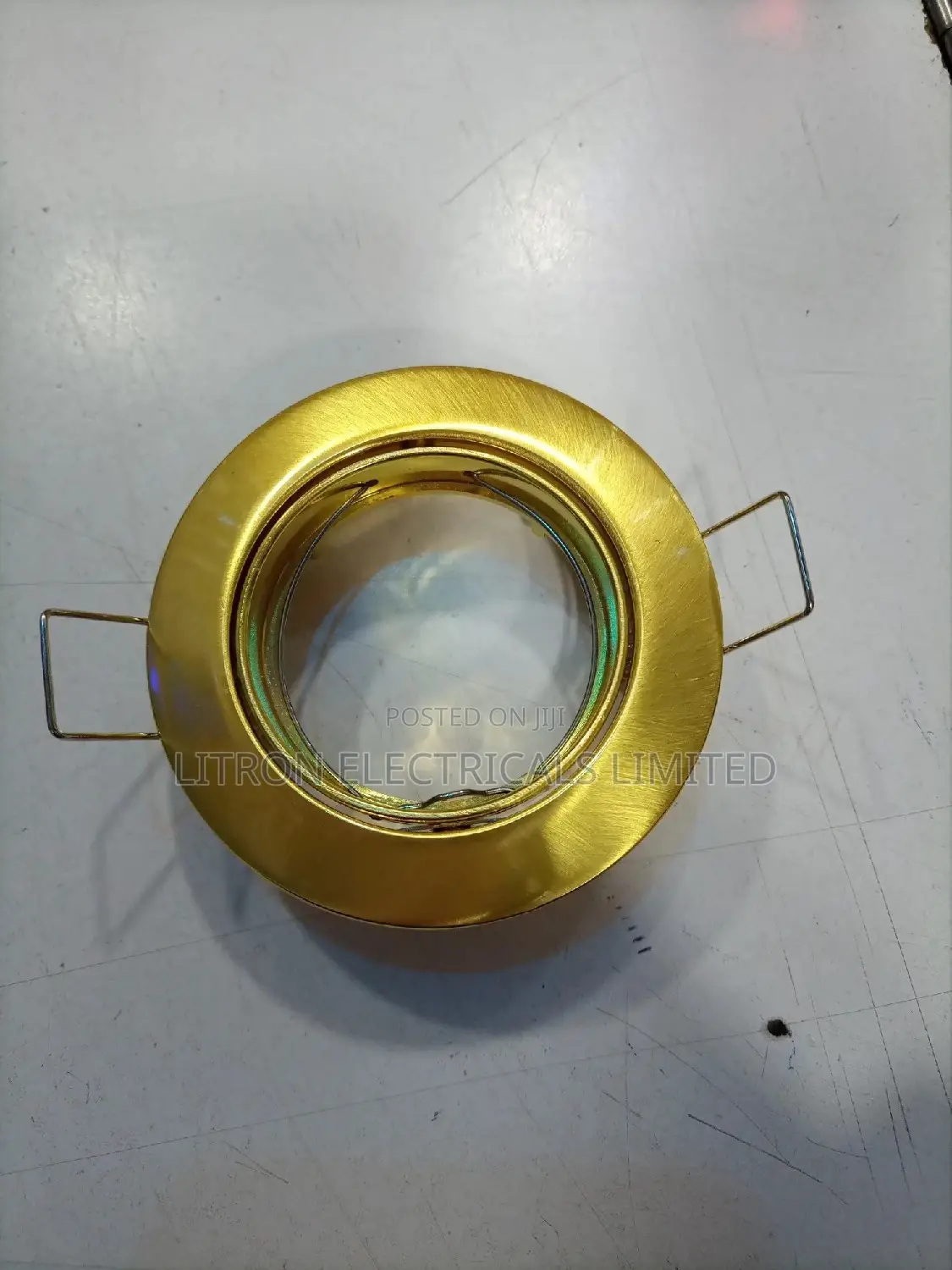 Fitting Downlighters