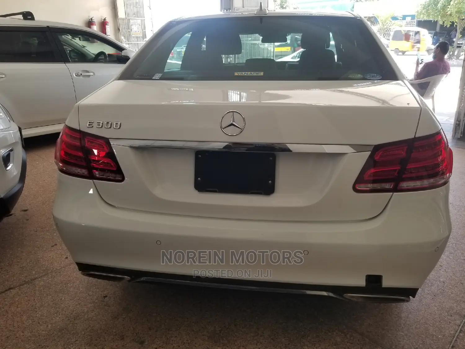 Mercedes-Benz E300 2014 White