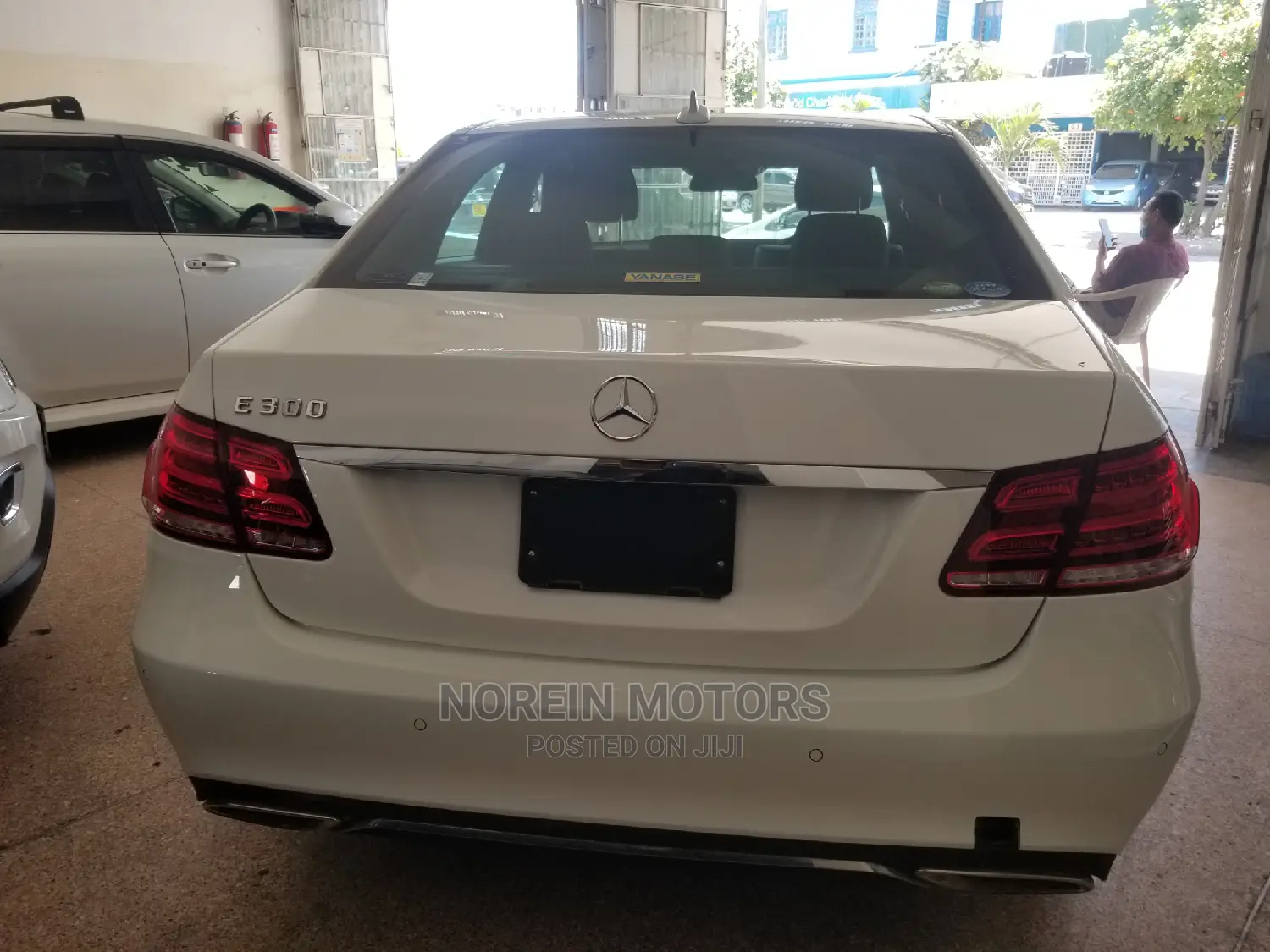 Mercedes-Benz E300 2014 White