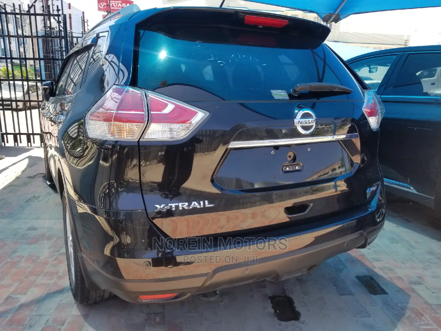 Nissan X-Trail 2014 SV Premium Black