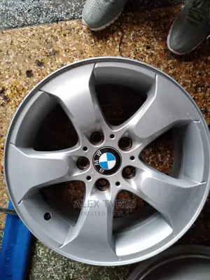 Size 17 Inch Bmw Rims Set Made in Japan