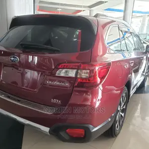 Subaru Outback 2015 Red