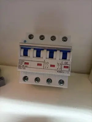 DC Breaker 4P