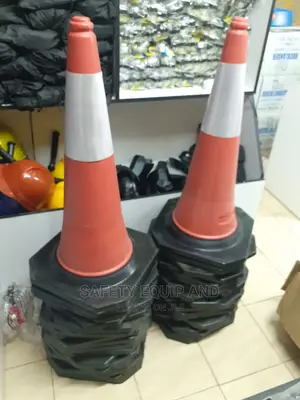Road/Safety Cones