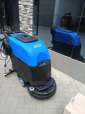 New Proffessional Automatic Floor Scrubber Machine