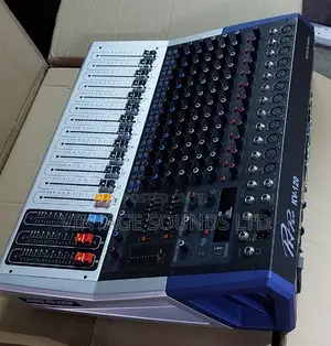 Pev PRO Powered Mixer