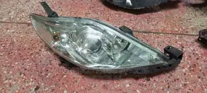 Mazda Premacy Right Hand Xenon Headlight Assembly