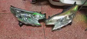Nissan Note 2011/12/13 Nonxenon Headlights Assembly