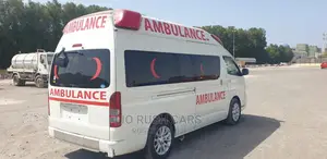 Toyota HiAce 2015