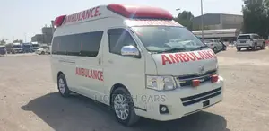 Toyota HiAce 2015