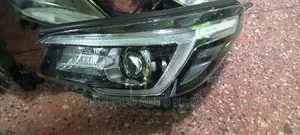 Subaru Forester SK Xenon Headlights ( Interior Balast)