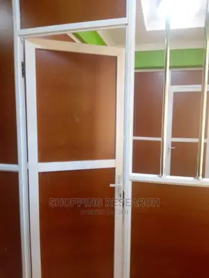Aluminum and MDF Partitions
