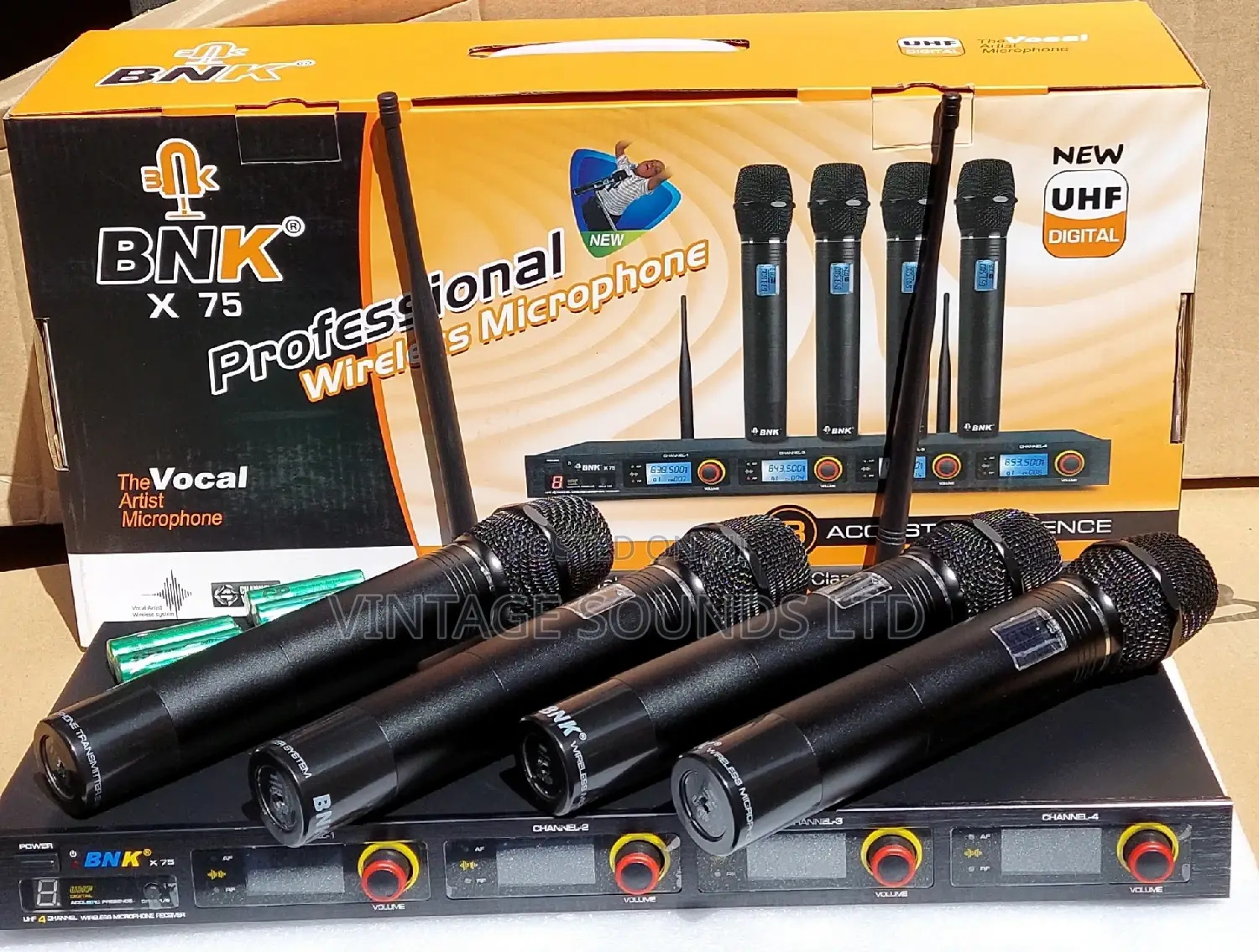 Bnk X75 Uhf 4 Wireless Microphone