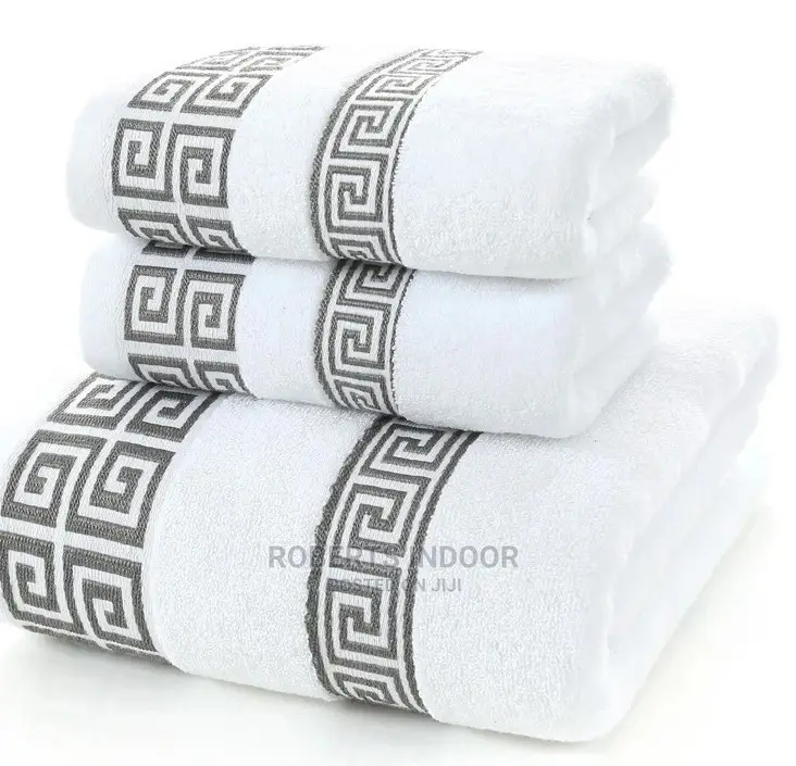 White 3 Piece Set Towel