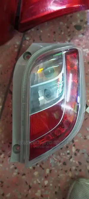 Toyota Pixis Epoch Right Taillight/ Backlight/ Rear Light