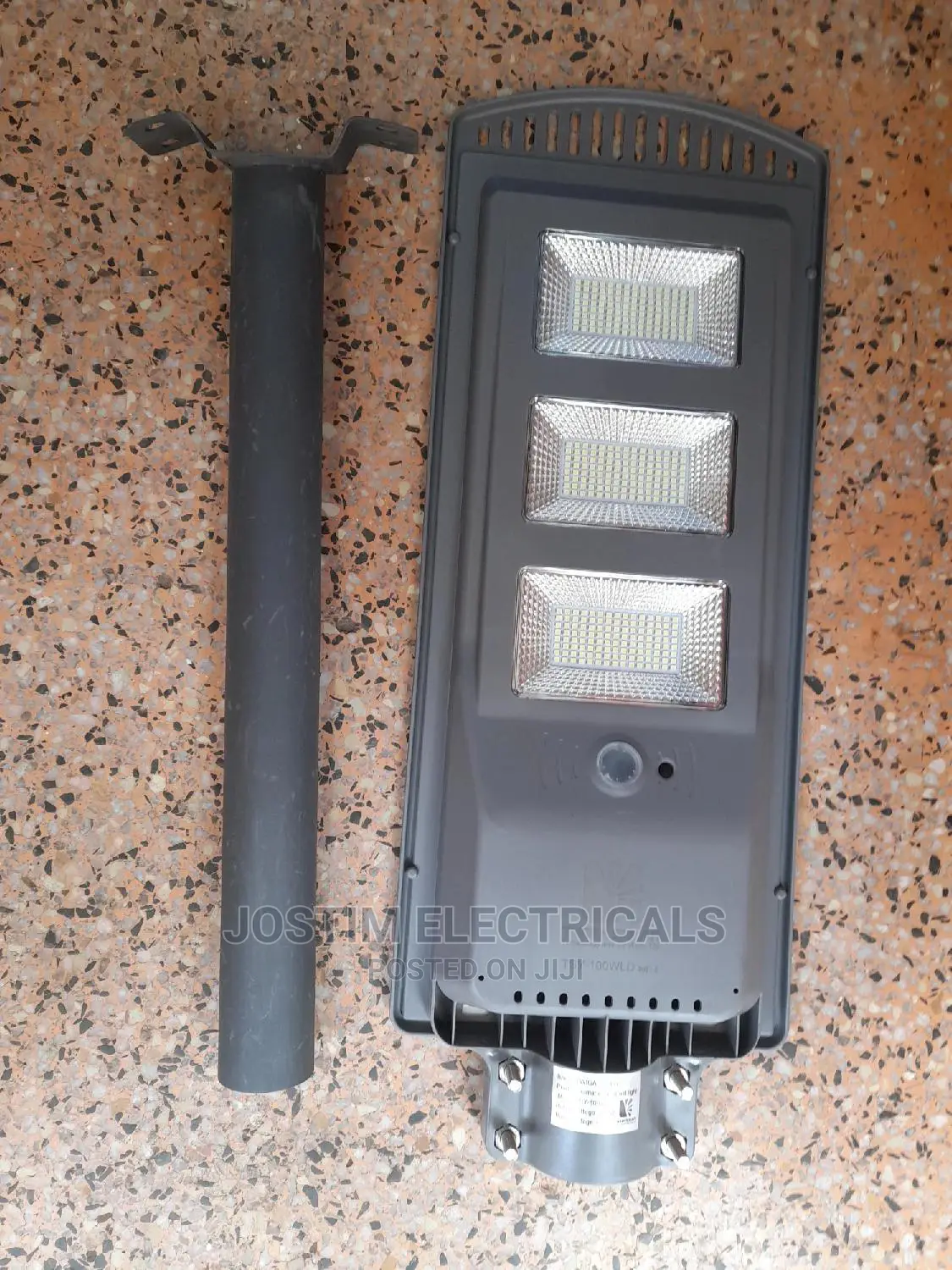 100w Solar Streetlight