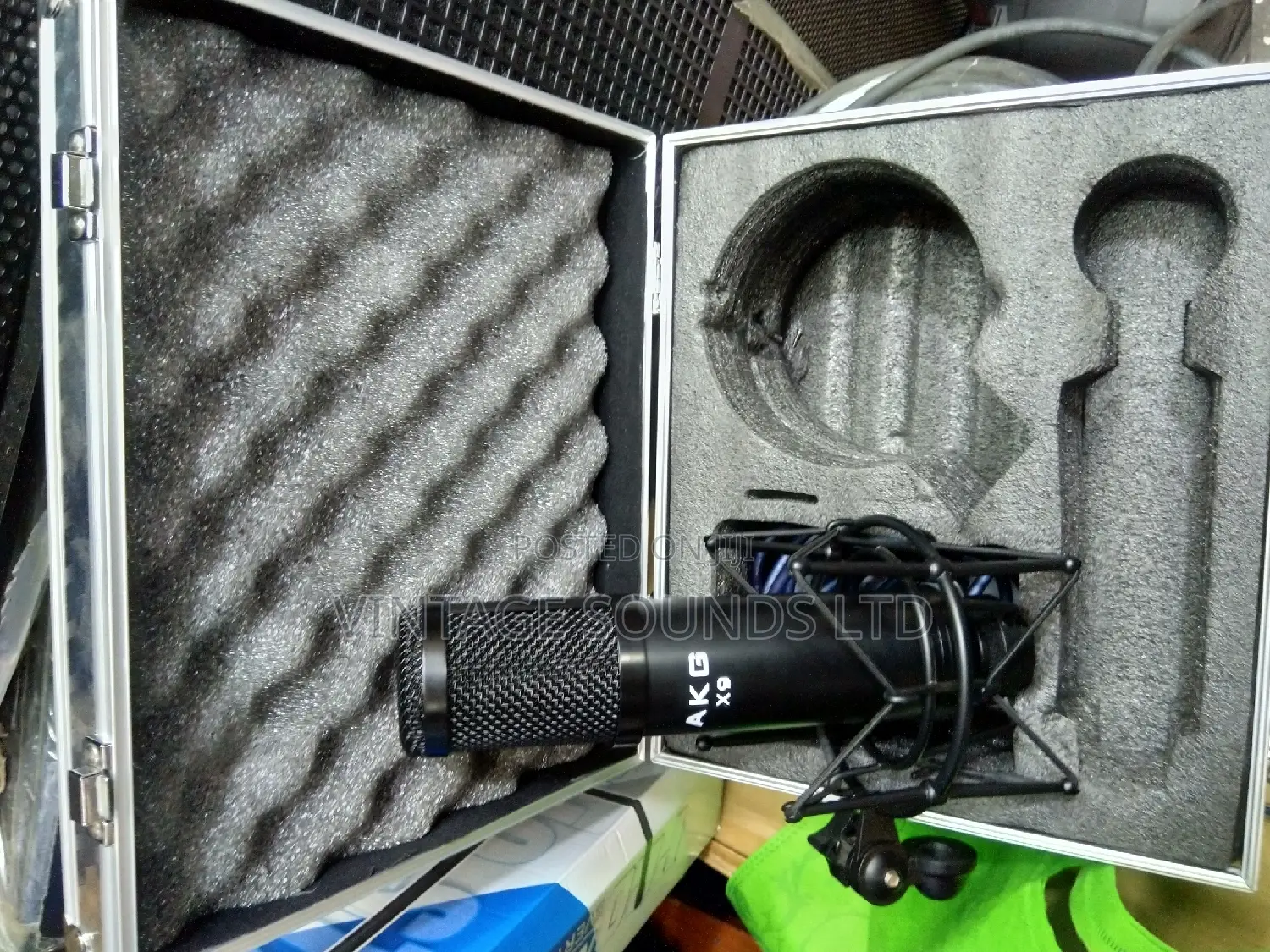 Condenser Microphone