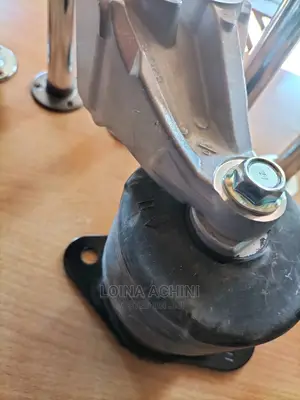 Honda Odyssey ,Elysion Right Engine Mount