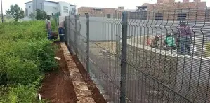 Attractive and Highly Secure Fence