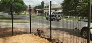 Un-Climbable High Security Perimeter Fence