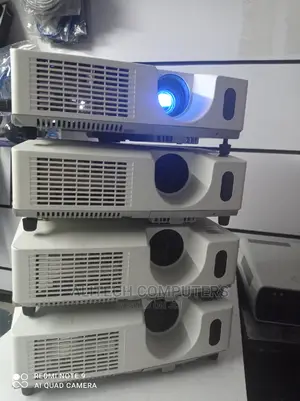 Hitachi Projectors