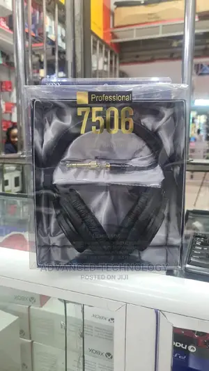 MDR -7506 Sony Headphones