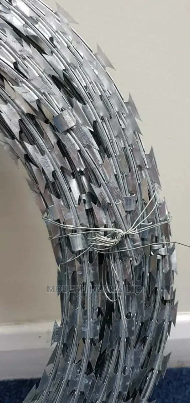 Quality Non-rust Razor Fence