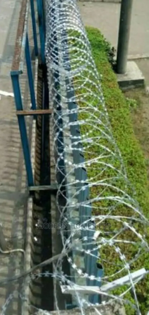 Quality Non-rust Razor Fence