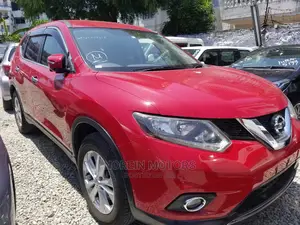 Nissan X-Trail 2014 SV Premium Red