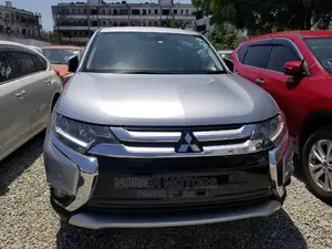 Mitsubishi Outlander 2014 Gray