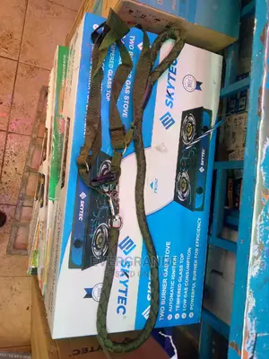 .Brand New Dog Leash Available