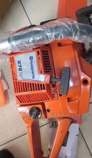 The Tree and Timber Cutting 272xp Power Saw
