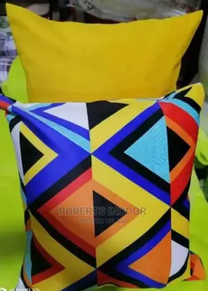Print Blue and Orange Throw Pillow