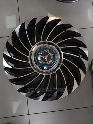Mercedes-Benz Rims Sizes 17 Inch Set Brand New.
